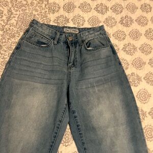 High waisted baggy jeans